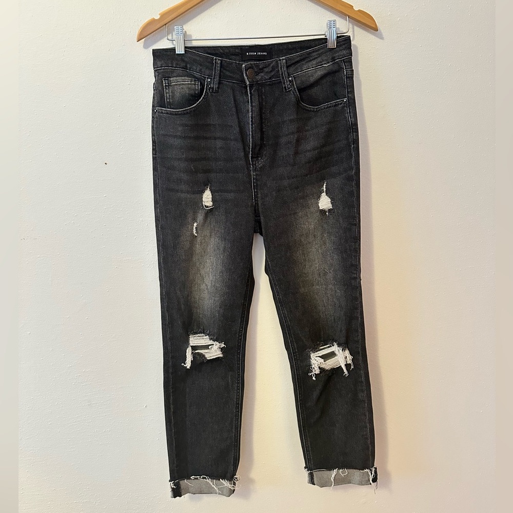 Risen Women’s Dark Gray Distressed Jeans Stretch Size 7/28